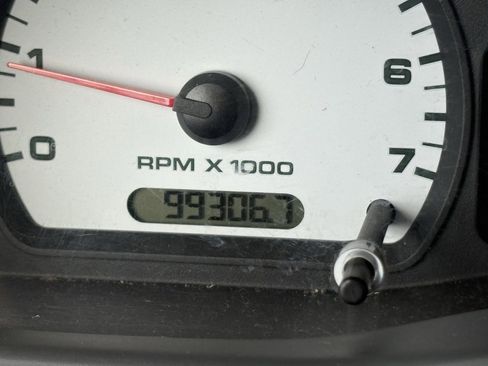 Used 2010 Ford Ranger XLT image 16