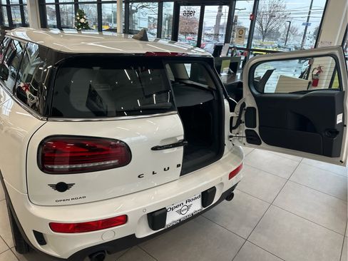 Certified 2023 MINI Cooper Clubman S image 9