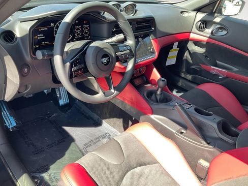 New 2025 Nissan Z Performance w/ Floor Mat Package image 17