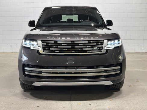 Used 2025 Land Rover Range Rover Long Wheelbase SE image 9