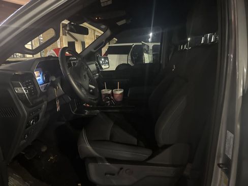 Used 2023 Ford F150 XLT w/ Equipment Group 302A High image 7