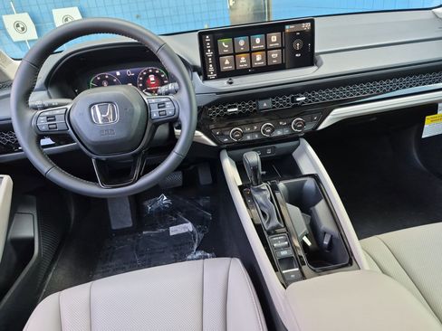 New 2026 Honda Accord EX-L image 31
