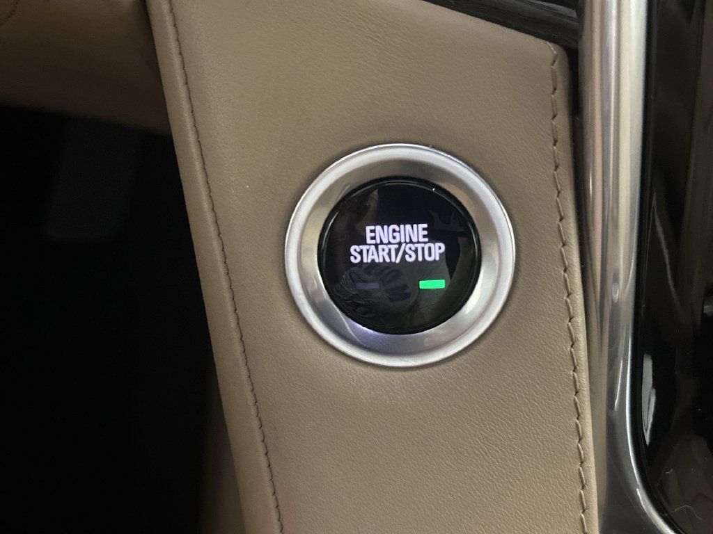 Used 2018 Cadillac Escalade Platinum AWD/4WD image 20