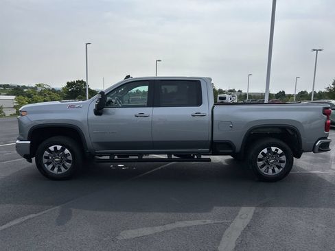 Used 2025 Chevrolet Silverado 2500 LT w/ All Star Edition AWD/4WD image 4