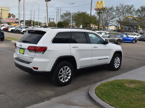 Used 2022 Jeep Grand Cherokee Laredo X image 9