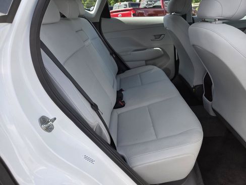 Used 2024 Hyundai Kona SE AWD/4WD image 18