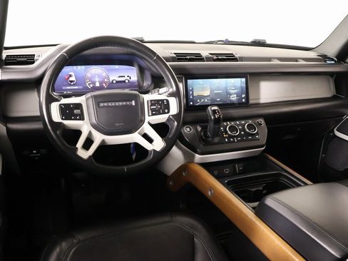 Used 2020 Land Rover Defender 110 HSE image 2