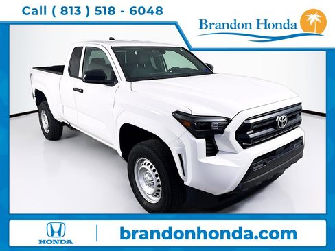 Used 2025 Toyota Tacoma SR image 1