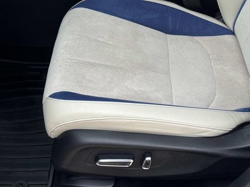 Used 2025 Acura ADX A-Spec FWD image 9