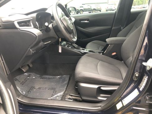 Used 2021 Toyota Corolla LE FWD image 15