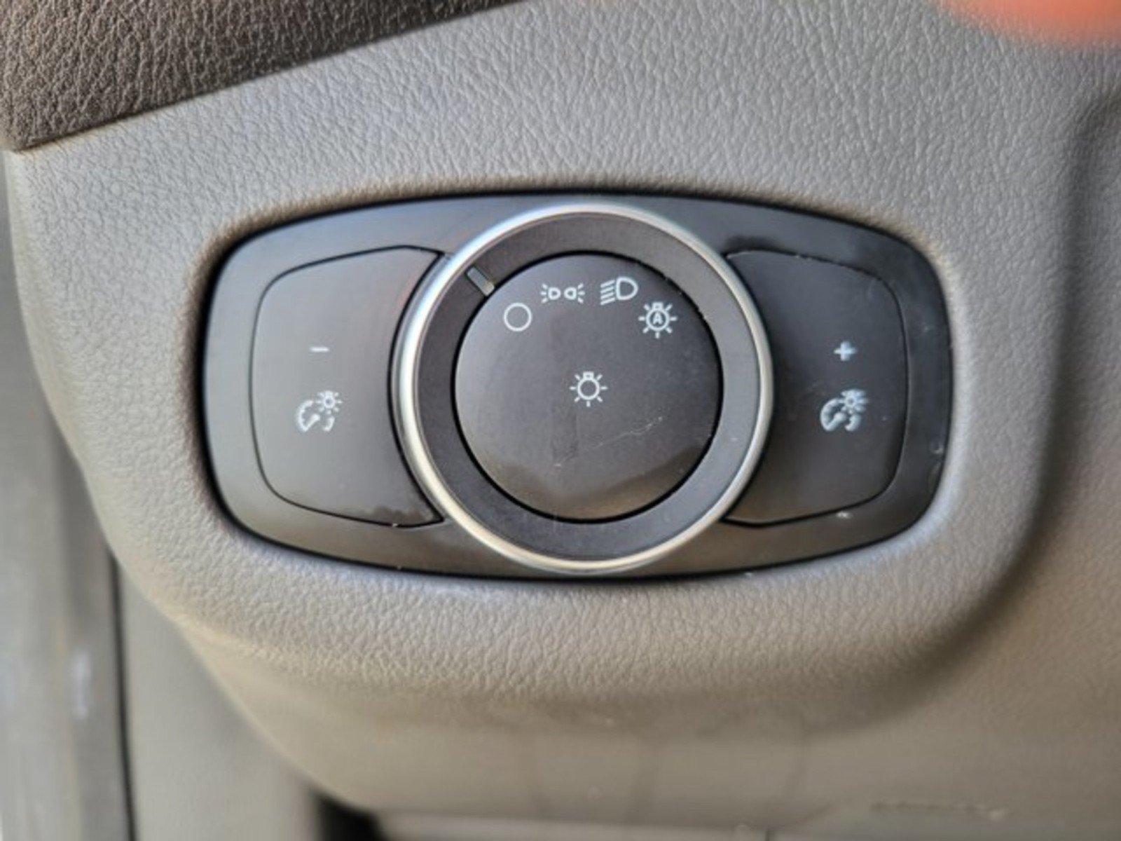 Used 2022 Ford Transit Connect XL FWD image 14