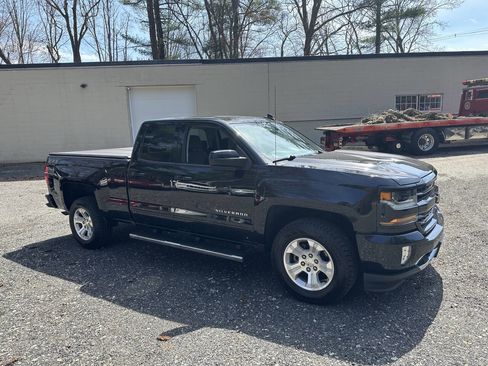 Used 2019 Chevrolet Silverado 1500 LT w/ All Star Edition AWD/4WD image 10