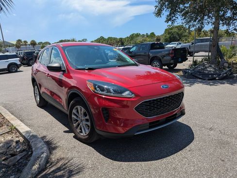 Used 2022 Ford Escape SE w/ Convenience Package AWD/4WD image 2