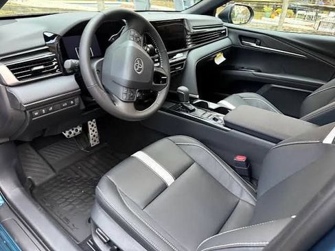 Used 2026 Toyota Camry SE FWD image 6