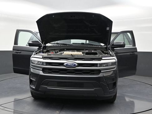 Used 2023 Ford Expedition XLT RWD image 33
