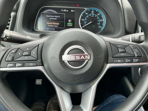 Used 2025 Nissan Leaf S FWD image 24