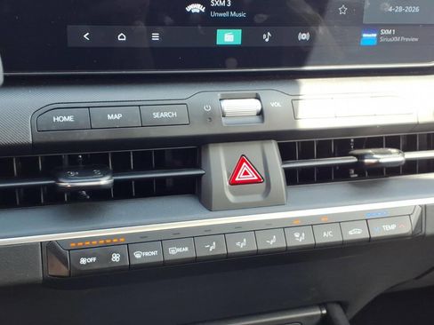 Used 2025 Kia K4 FWD image 11