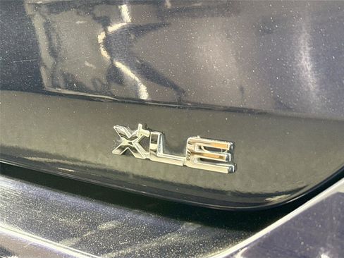 Certified 2023 Toyota Highlander XLE image 11