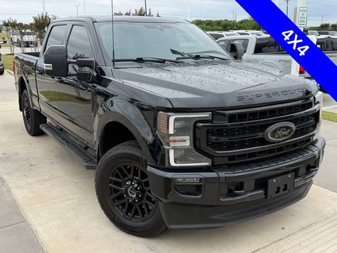 Used 2022 Ford F250 Lariat w/ Black Appearance Package AWD/4WD image 4