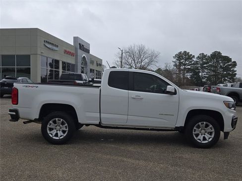 Used 2022 Chevrolet Colorado LT w/ Fleet Safety Package AWD/4WD image 10