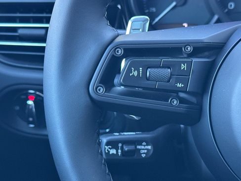 New 2026 Porsche Macan Turbo AWD/4WD image 30