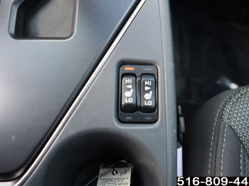 Used 2024 Subaru Crosstrek 2.0i Premium image 22