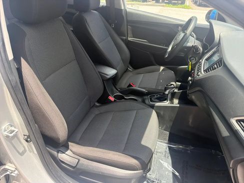 Used 2020 Hyundai Accent SEL FWD image 19