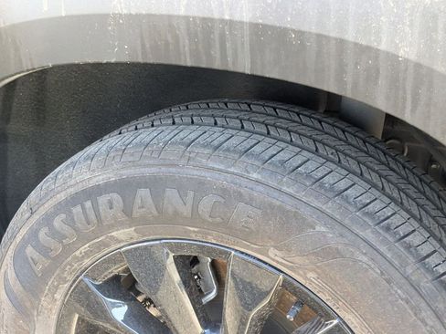 Used 2025 MAZDA CX-50 AWD 2.5 S w/ Premium Package image 27