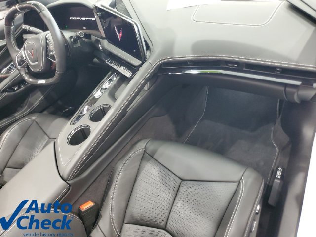 Used 2026 Chevrolet Corvette Z06 w/ Stealth Interior Trim Package RWD image 12