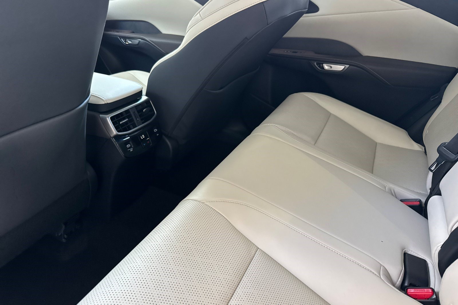 Certified 2026 Lexus RX 350 Premium Plus w/ Accessory Package (Z1) FWD image 15