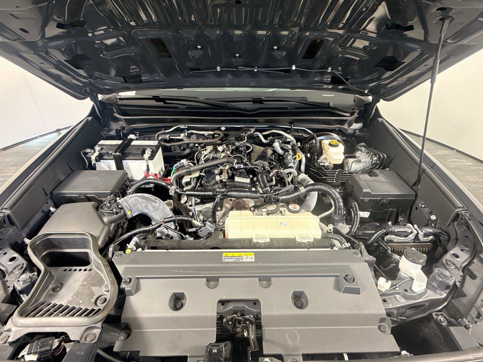 Used 2024 Toyota Tacoma TRD Sport w/ TRD Sport Upgrade Package RWD image 33