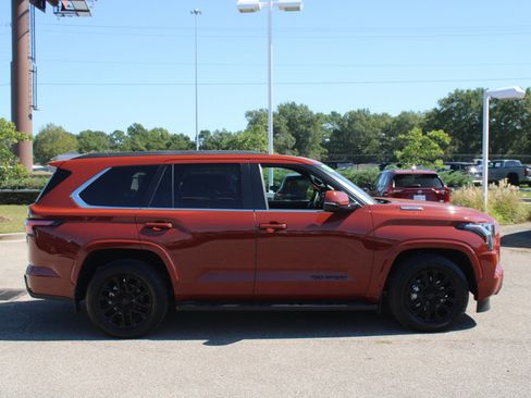 Used 2025 Toyota Sequoia SR5 w/ SR5 Premium Package image 22