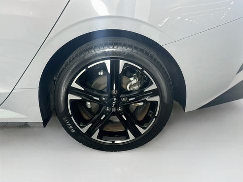 Used 2023 Kia K5 GT-Line FWD image 11