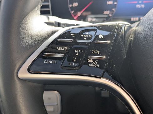 Certified 2025 Mercedes-Benz GLE 450e 4MATIC image 12