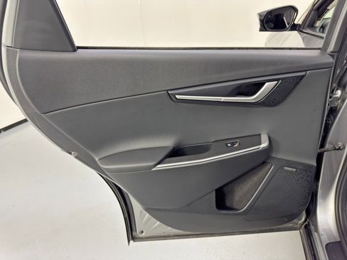 Used 2022 Kia EV6 Wind image 43