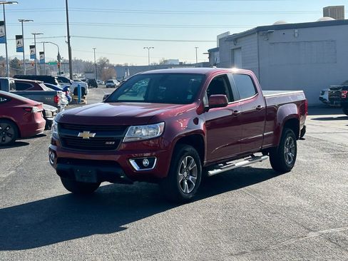 Used 2020 Chevrolet Colorado Z71 AWD/4WD image 9