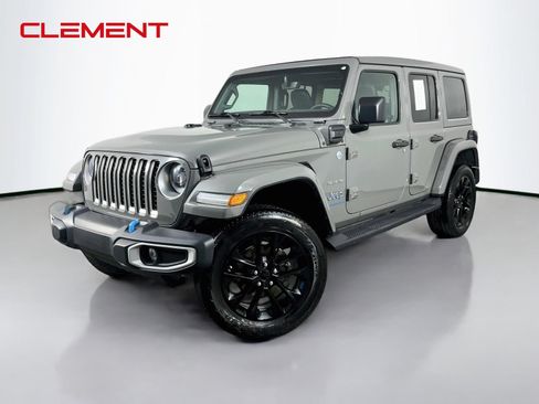 Used 2023 Jeep Wrangler Unlimited Sahara w/ Cold Weather Group AWD/4WD image 1