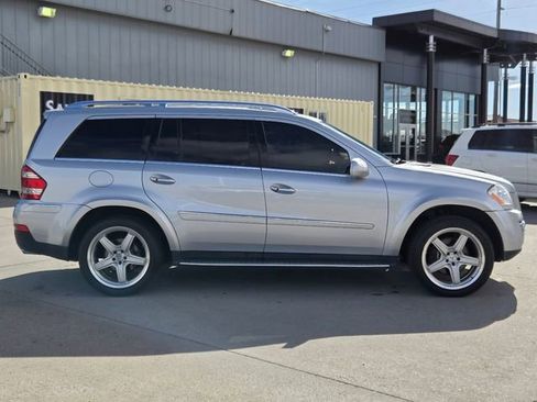 Used 2009 Mercedes-Benz GL 550 4MATIC image 46