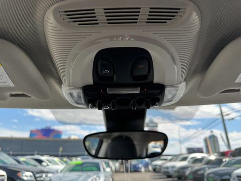 Used 2021 MINI Cooper 2-Door Hardtop FWD image 19