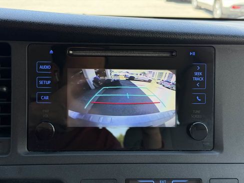 Used 2016 Toyota Sienna L FWD image 20
