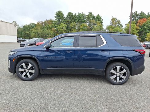 Used 2023 Chevrolet Traverse LT w/ LT Premium Package image 6