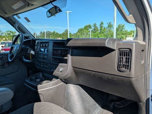 Used 2024 GMC Savana 2500 w/ Driver Convenience Package RWD image 10