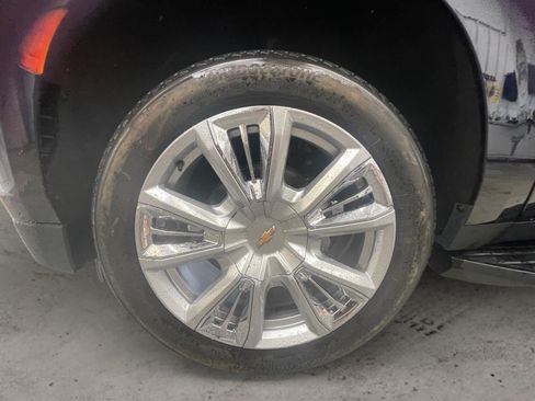 Used 2023 Chevrolet Tahoe High Country AWD/4WD image 14