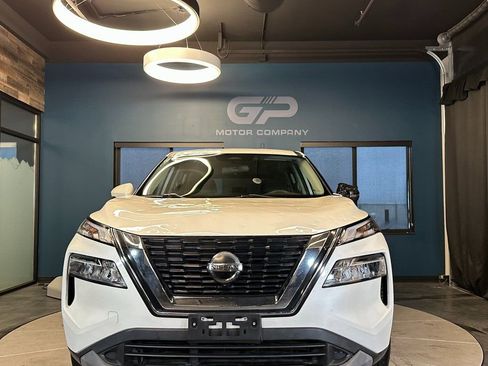 Used 2021 Nissan Rogue SV image 8