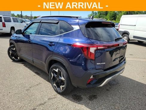 Used 2024 Kia Seltos EX AWD/4WD image 5