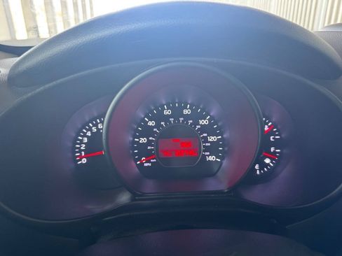 Used 2016 Kia Soul FWD image 14
