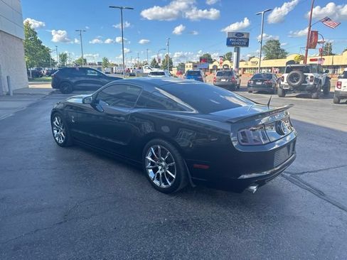 Used 2014 Ford Mustang GT RWD image 3