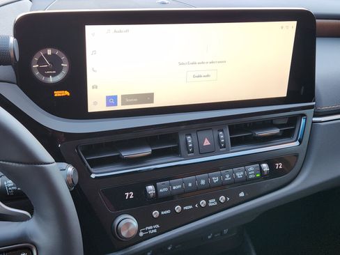 New 2025 Lexus ES 350 w/ Premium Package image 12