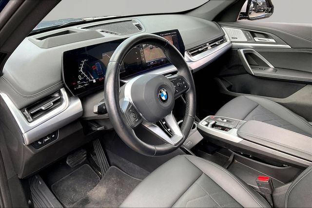 Used 2023 BMW X1 xDrive28i w/ Premium Package AWD/4WD image 12