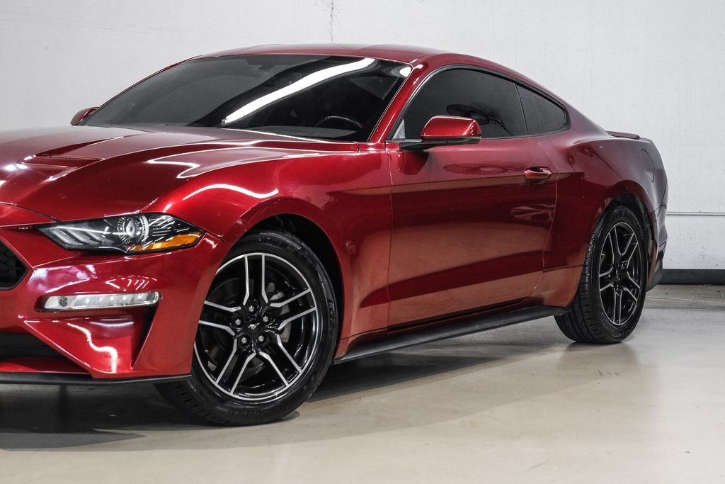 Used 2019 Ford Mustang Coupe RWD image 6